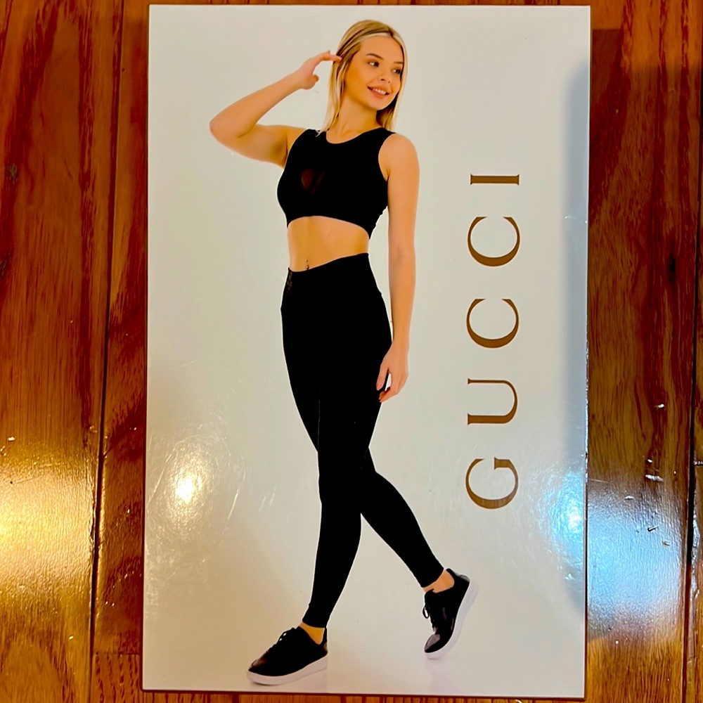 Sports bra and leggings